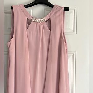 Short sleeve dress for a formal event